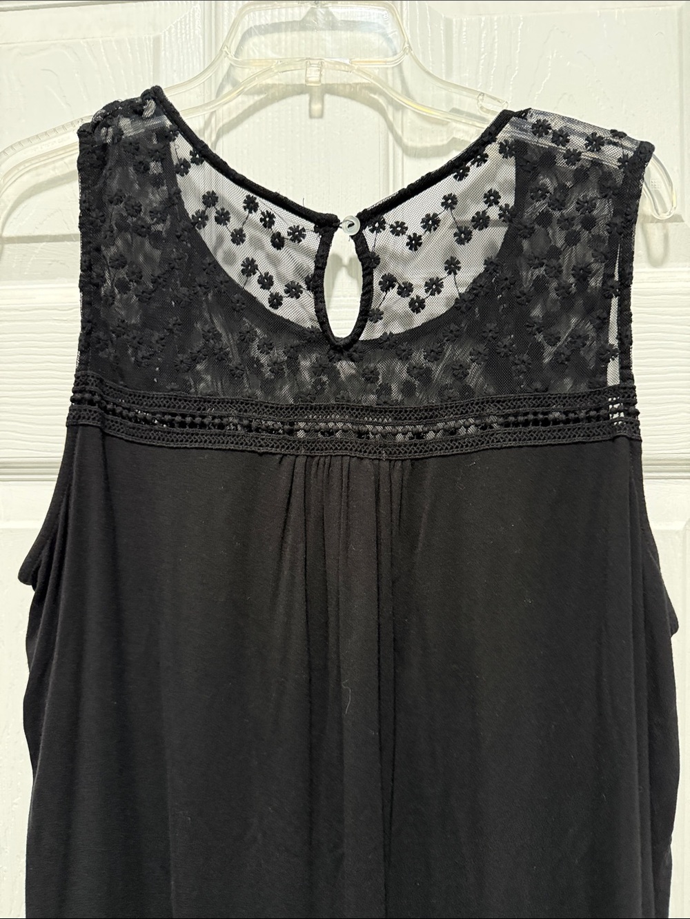 Loveappella Black Lace Yoke Camisole - Picture 4 of 4